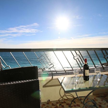 Promenade des anglais Vue mer Nice Extérieur photo
