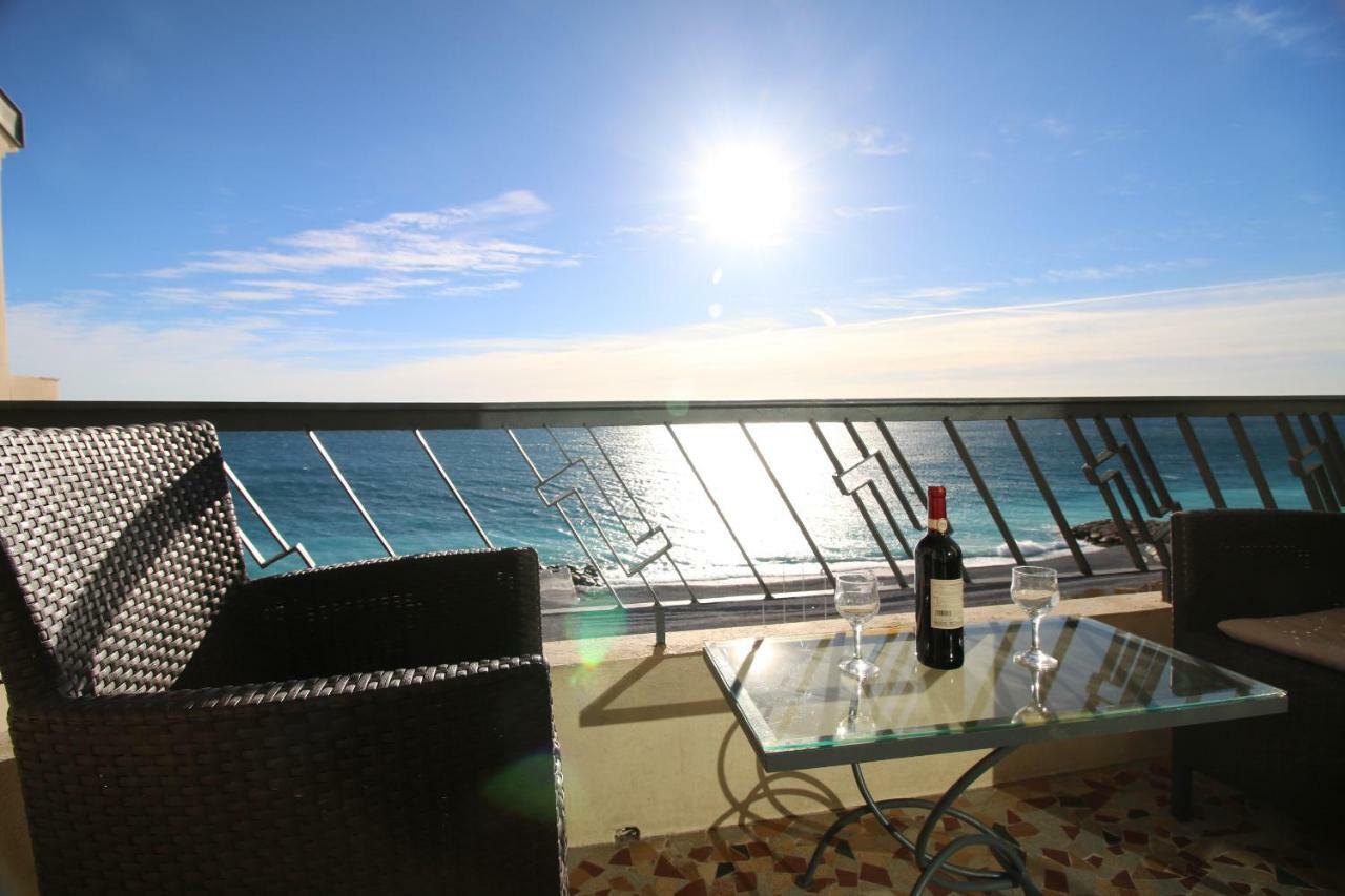Promenade des anglais Vue mer Nice Extérieur photo